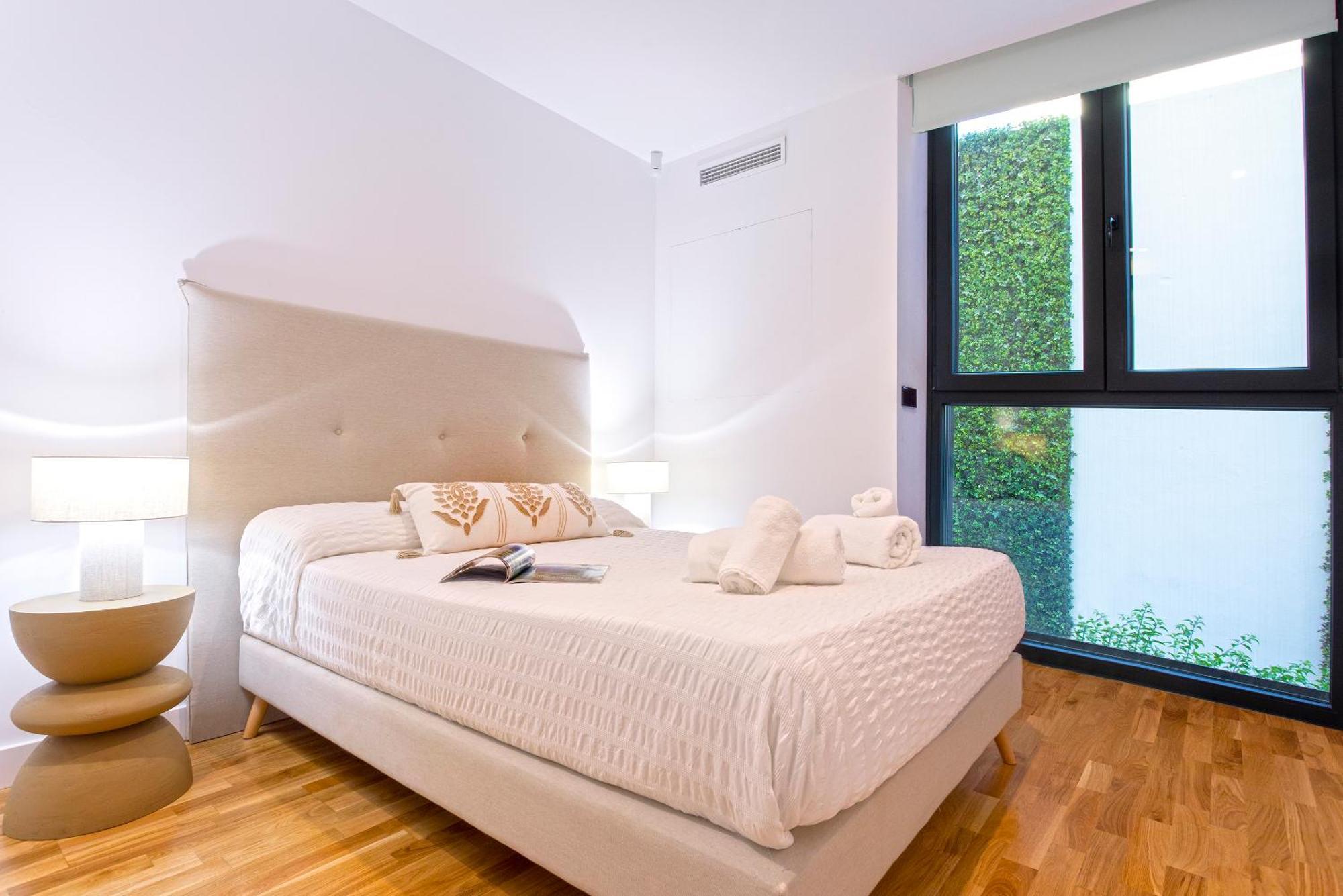 Malagueta Beach Front Luxury Apartment By Rent Me Màlaga Exteriér fotografie
