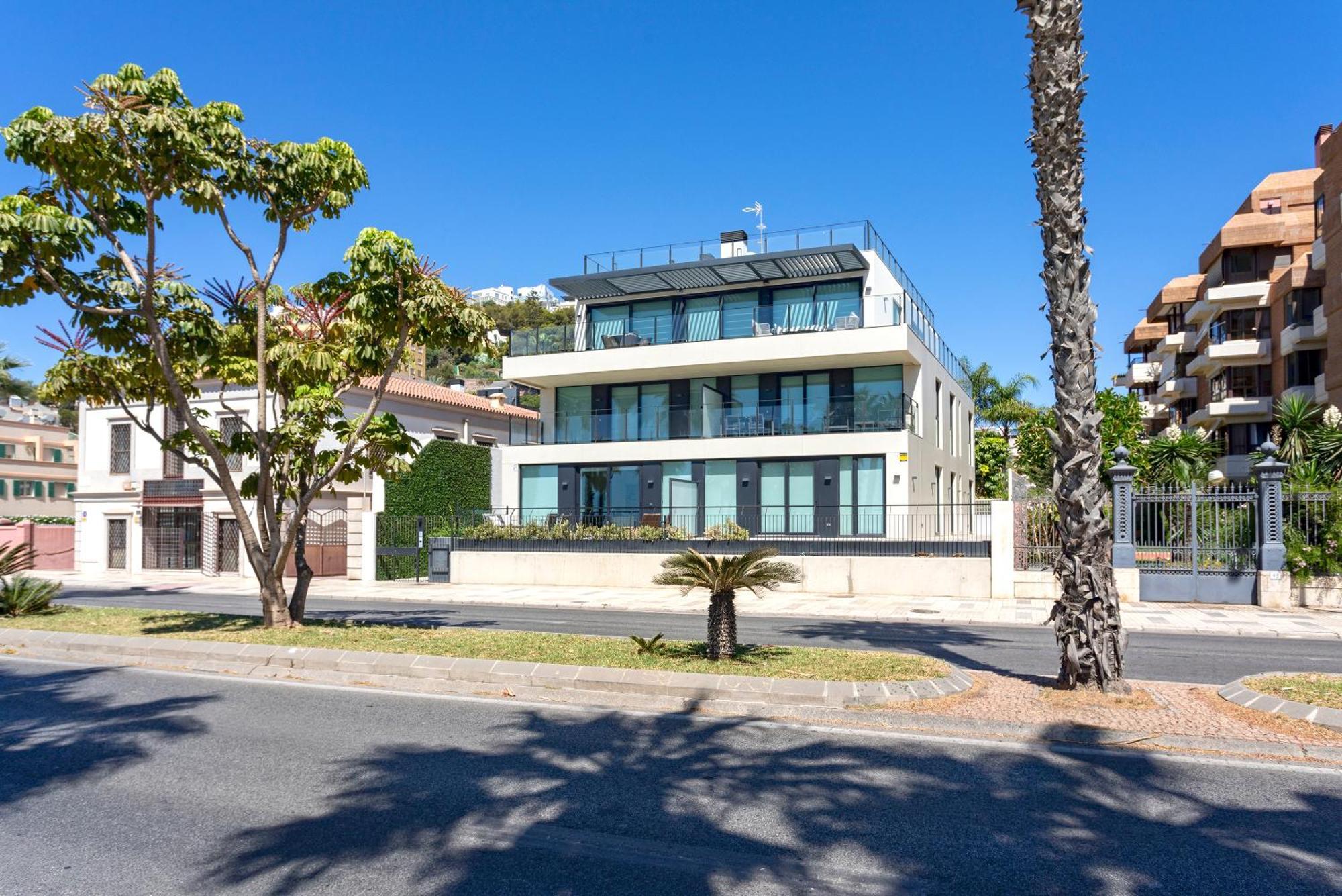 Malagueta Beach Front Luxury Apartment By Rent Me Màlaga Exteriér fotografie